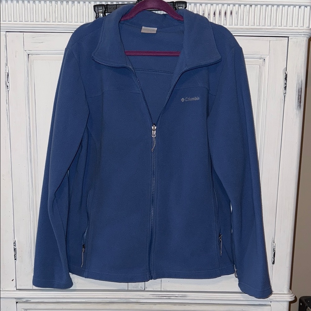 Columbia Blue fleece jacket